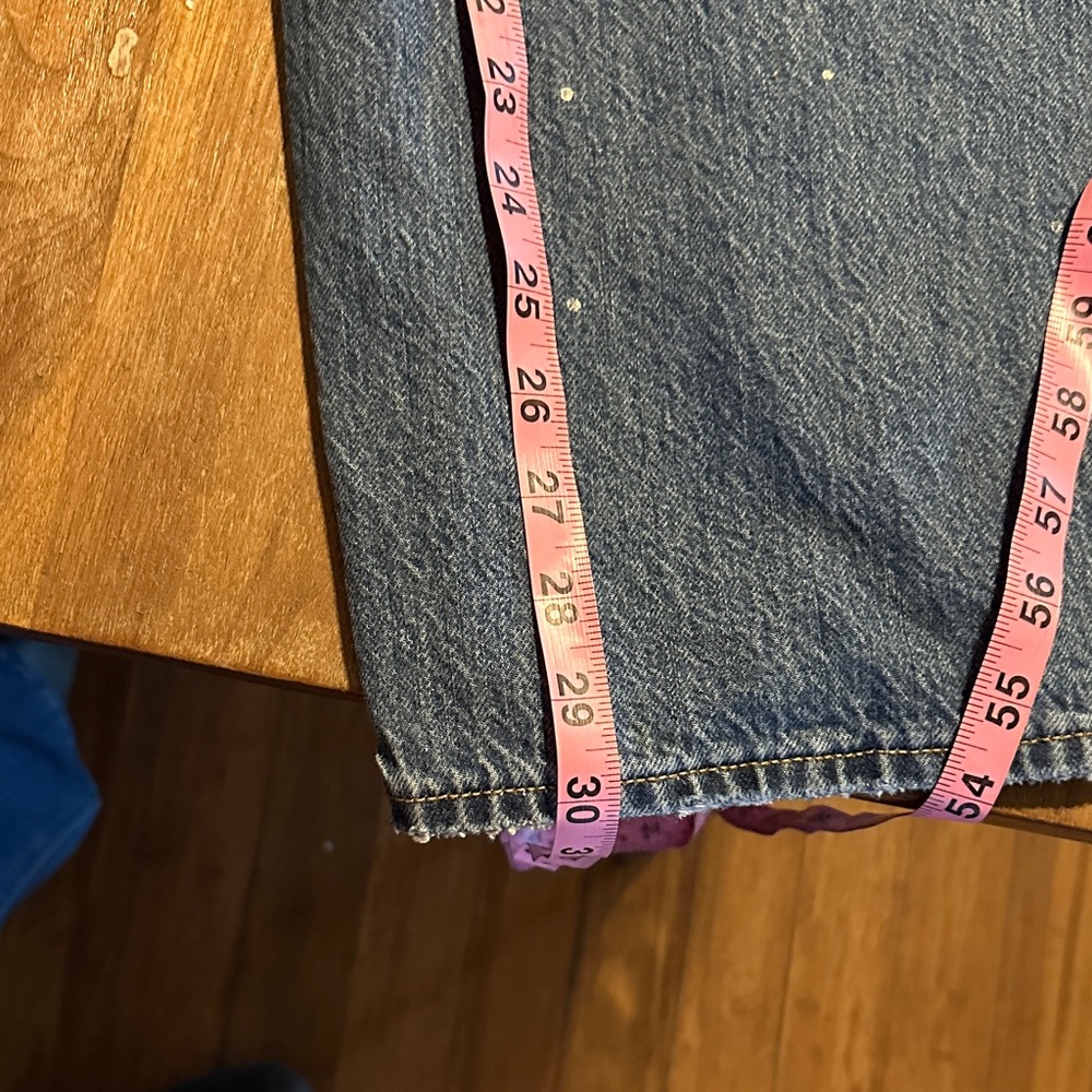 Abercrombie Curve Love Ultra Loose Low Rise Jeans with Paint Splatter 29/8 Long - Picture 7 of 7